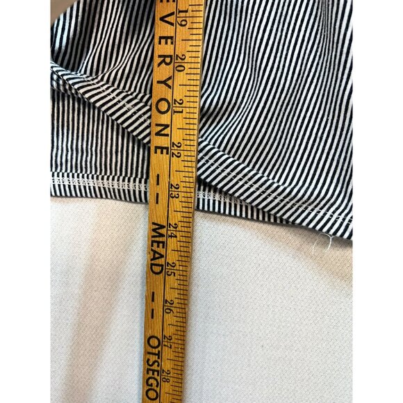 Belle & Sky Women's Twist Front Top Tiered Bell Sleeve Size M Black White Stripe - Picture 7 of 11